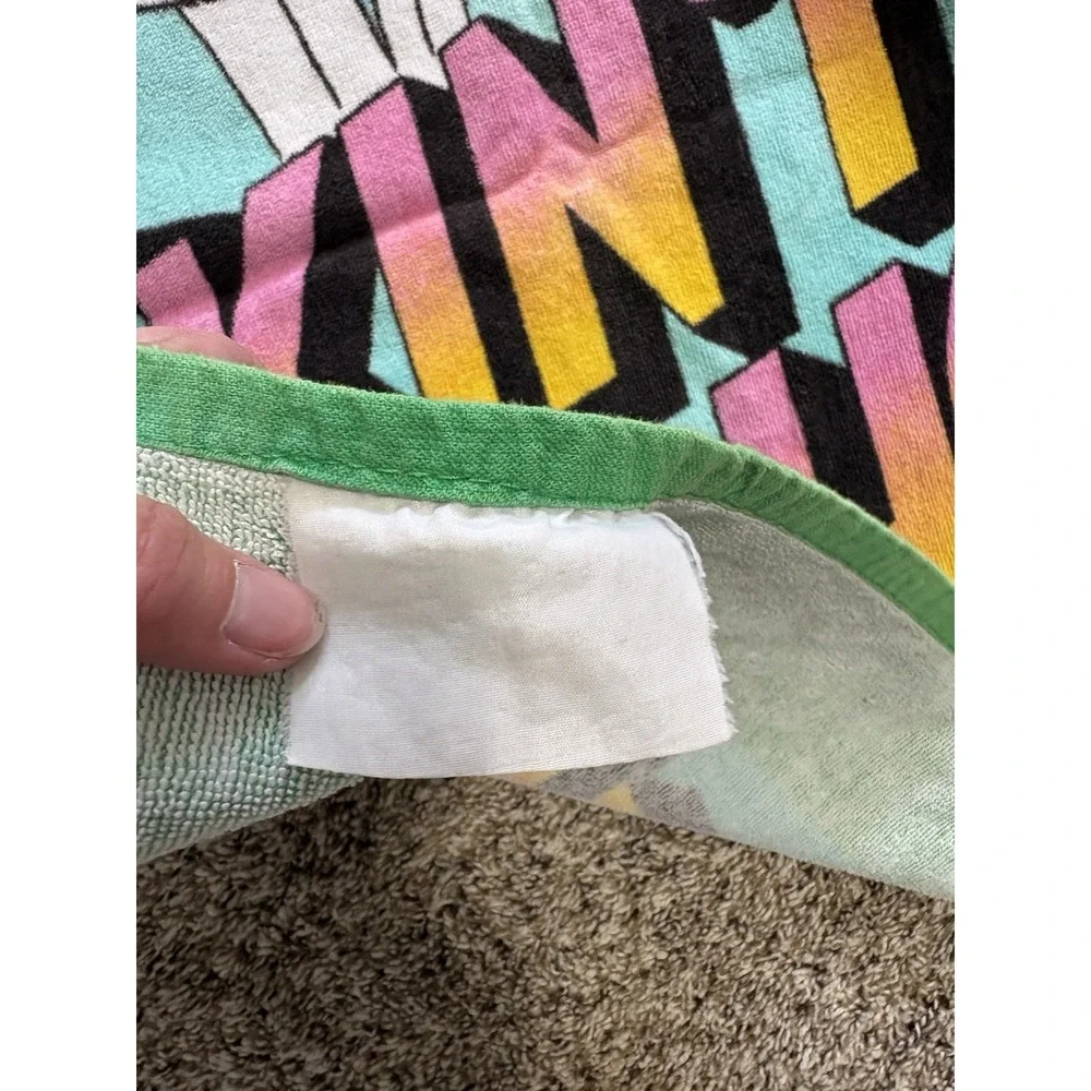 Vtg Looney Tunes Bugs Bunny Beach Towel Takin' It To The Hoop Basketball